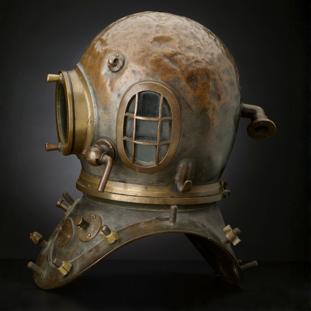 Diving Helmets