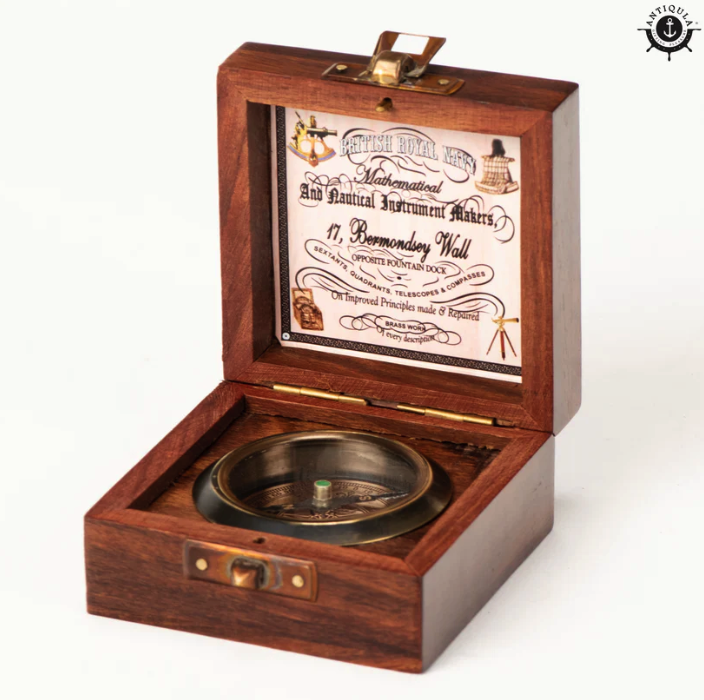 Handcrafted Compass in Wooden Box - Image 4